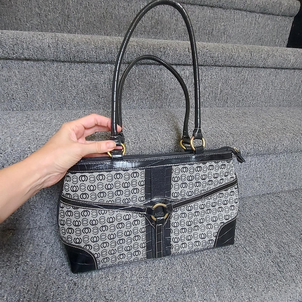 Elegant Black and Gray Handbag
